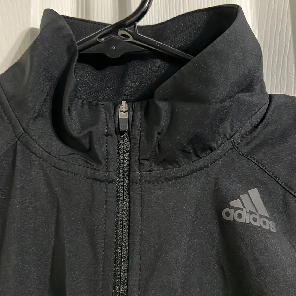 Running Jacket - Picture 2 of 7